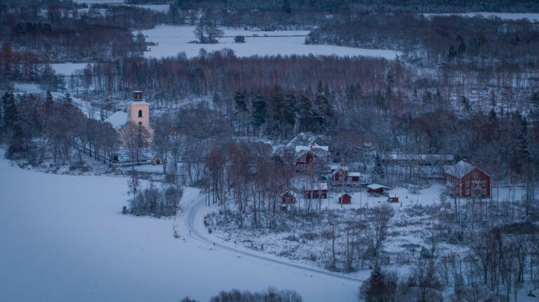 DJI_0017-rytternekyrkaochhembygdsgård